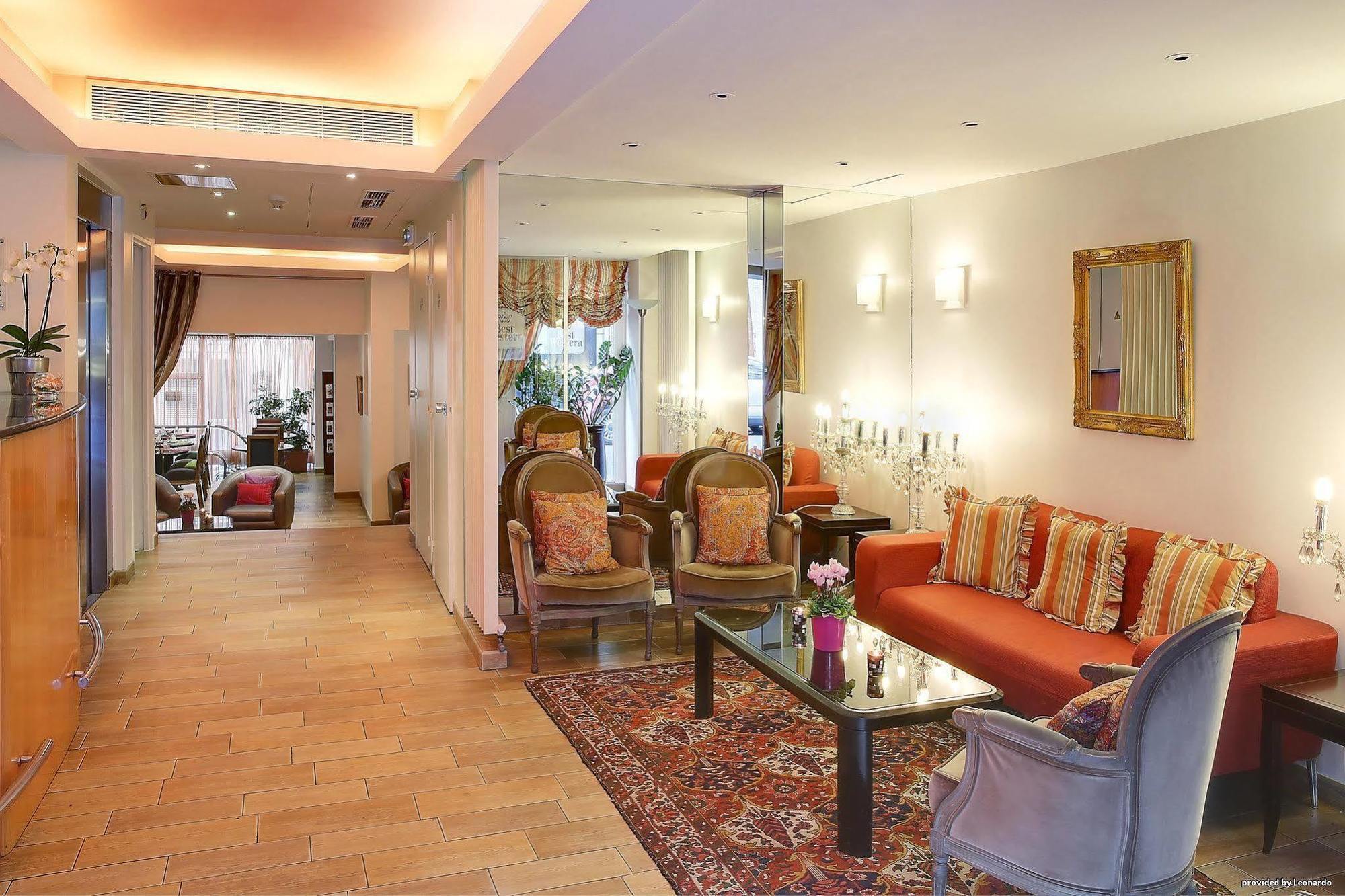 Louvre Piemont 4* Parijs